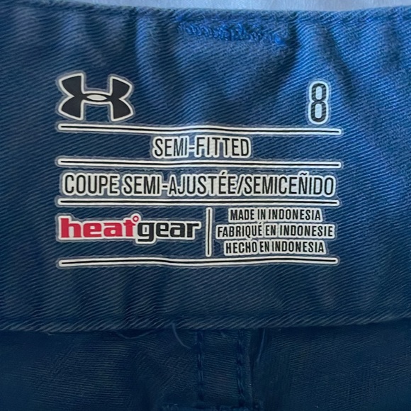 Women’s size 8 blue Under Armour semi fitted shorts - Picture 2 of 9